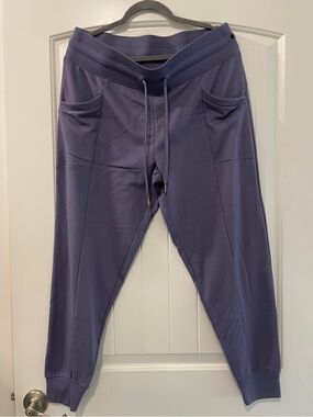 Marika Women’s High-Waisted Joggers